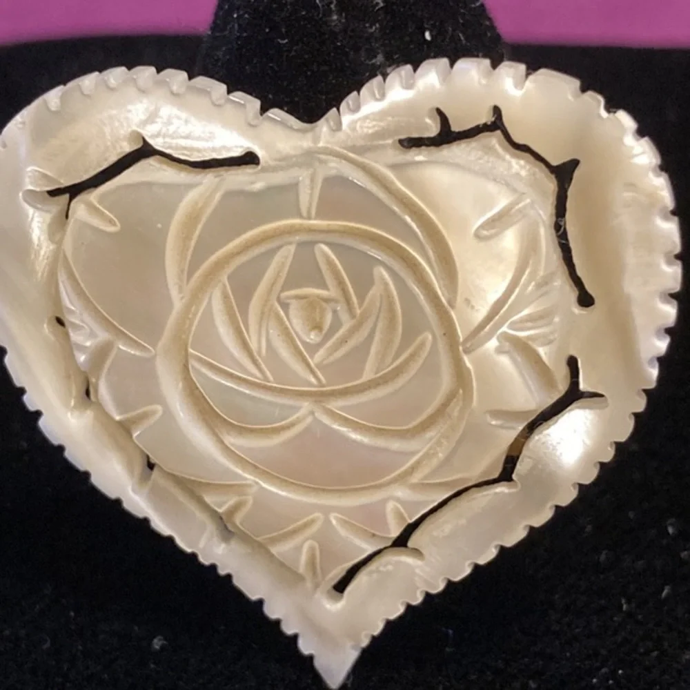 Vintage Taiwan Republic of China mother of pearl carved rose shaped heart